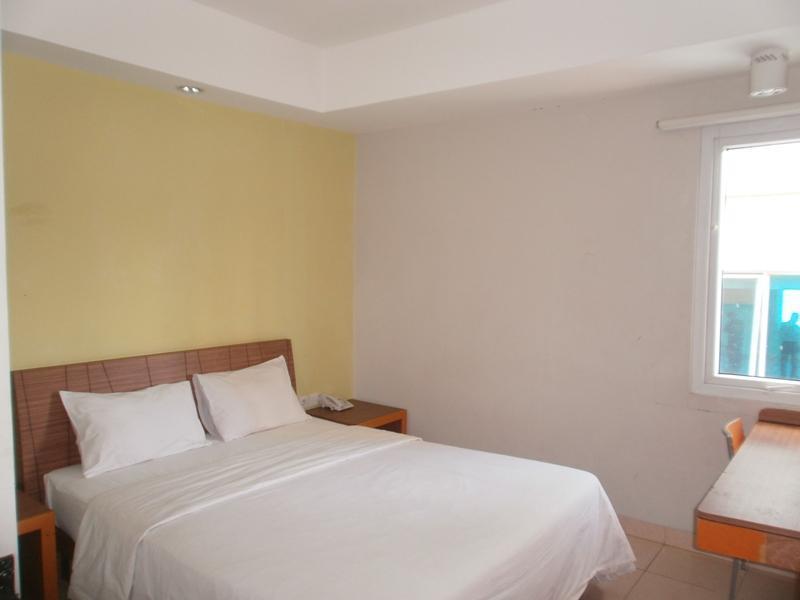 Studio One Thamrin Hotel Джакарта Экстерьер фото
