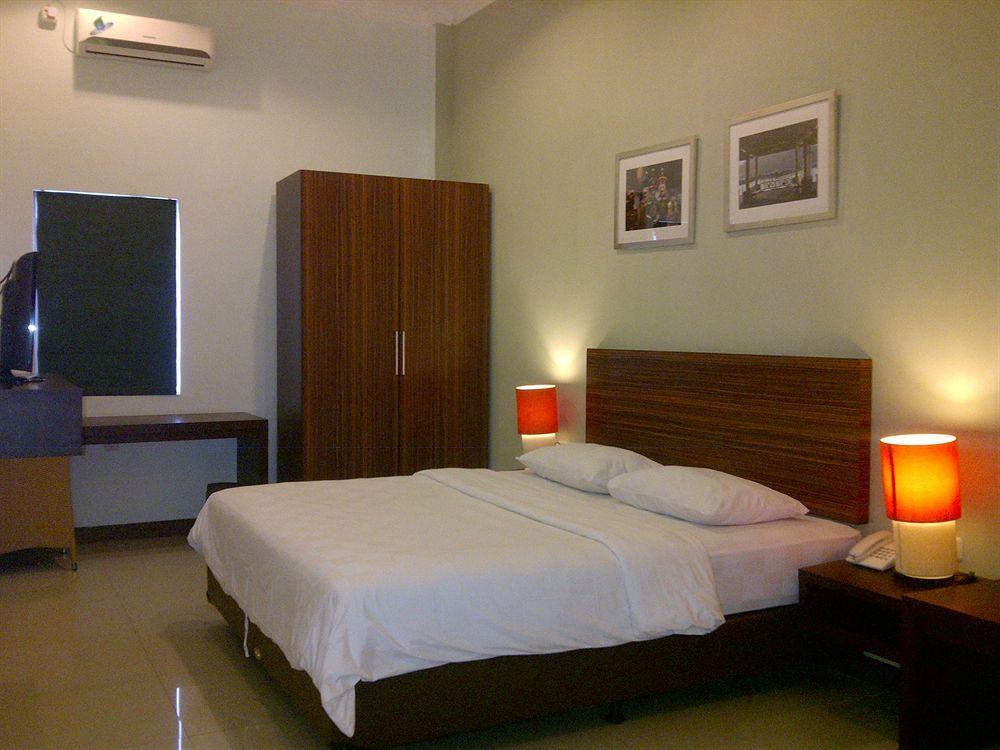 Studio One Thamrin Hotel Джакарта Экстерьер фото